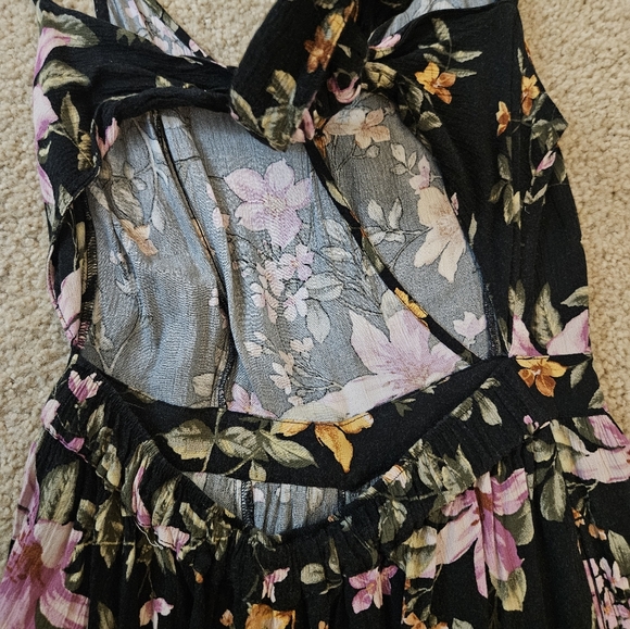 American Eagle Outfitters Black Floral Jumpsuit Women's Size Small S Open Back - Picture 11 of 14
